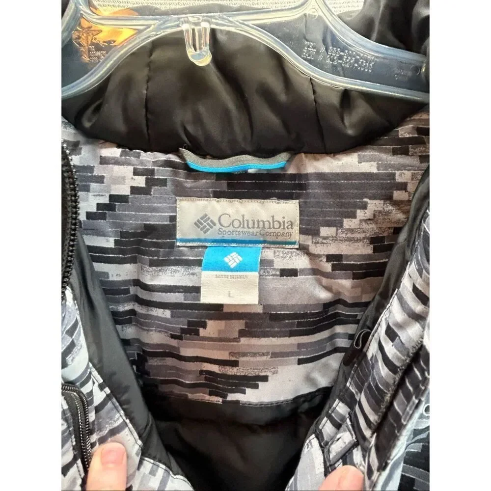Columbia Youth L Insulated Jacket Gray Black Digital Camo Hooded Puffer Coat